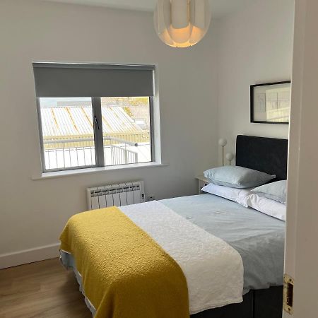 2 Bedroom Apartment Central Town Location Эннискорти Экстерьер фото